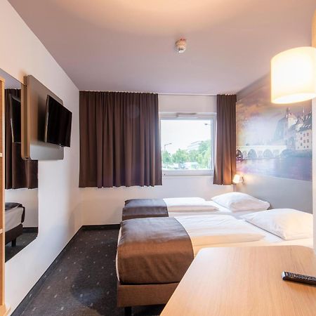 B&B Hotel Regensburg-City Εξωτερικό φωτογραφία